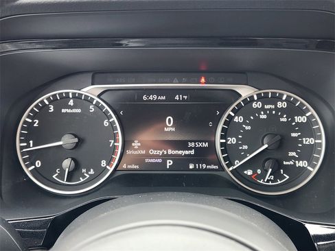 New 2025 Nissan Pathfinder SV w/ Black Appearance Package image 10