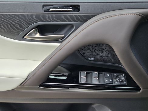 New 2026 Lexus LX 700h Luxury AWD/4WD image 13