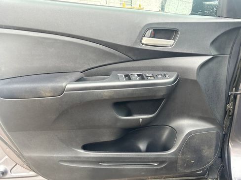 Used 2016 Honda CR-V SE image 6