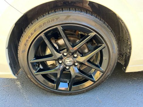 Used 2023 Honda Civic Sport image 23