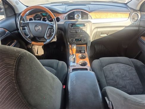 Used 2011 Buick Enclave CX image 10