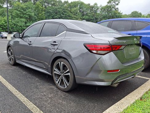 Used 2022 Nissan Sentra SR w/ Trunk Package FWD image 3
