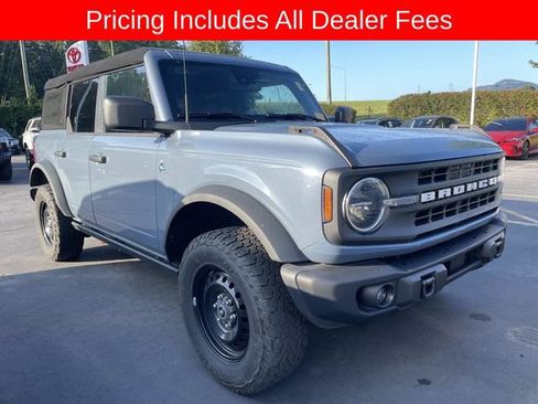 Used 2023 Ford Bronco Black Diamond AWD/4WD image 12