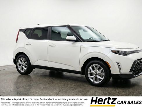 Used 2025 Kia Soul LX w/ LX Technology Package image 1