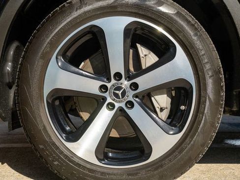 Used 2021 Mercedes-Benz GLC 300 4MATIC image 50
