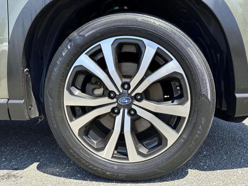 Used 2022 Subaru Forester Limited AWD/4WD image 6