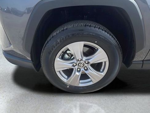 Used 2025 Toyota RAV4 XLE image 28