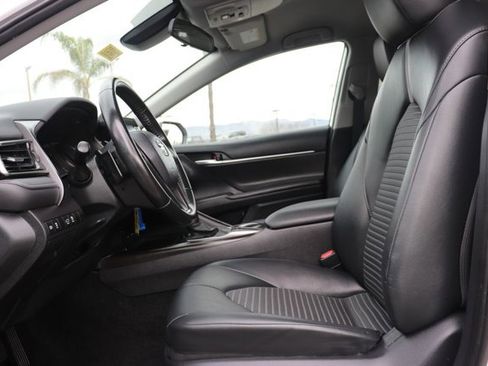 Used 2023 Toyota Camry SE image 10
