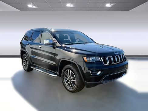 Used 2022 Jeep Grand Cherokee Limited w/ Trailer Tow Group IV image 7