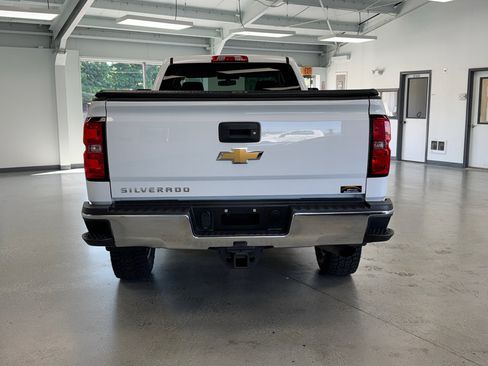 Used 2019 Chevrolet Silverado 2500 W/T w/ WT Convenience Package AWD/4WD image 11