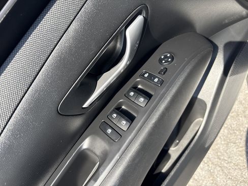 Used 2024 Hyundai Santa Cruz SEL image 17