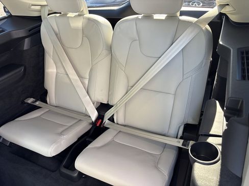 Used 2025 Volvo XC90 T8 Ultra image 15