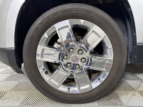 Used 2017 GMC Acadia Limited SLT image 19