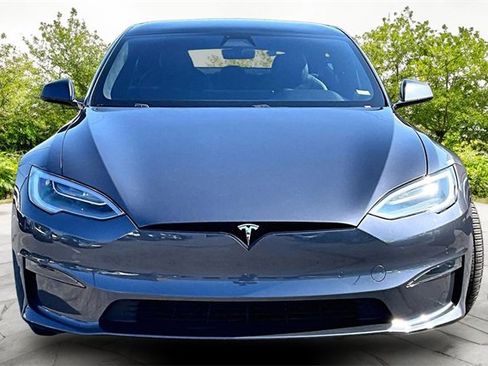 Used 2021 Tesla Model S Plaid image 3