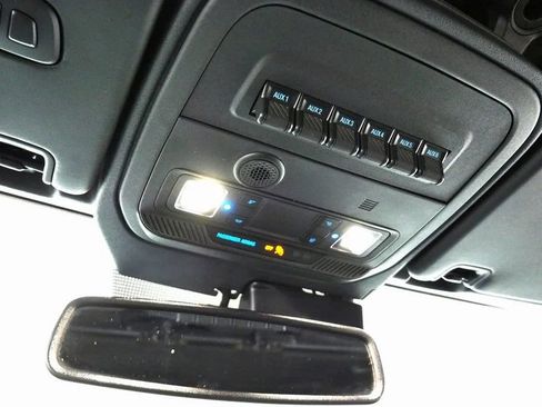 Used 2021 Ford Bronco First Edition AWD/4WD image 34