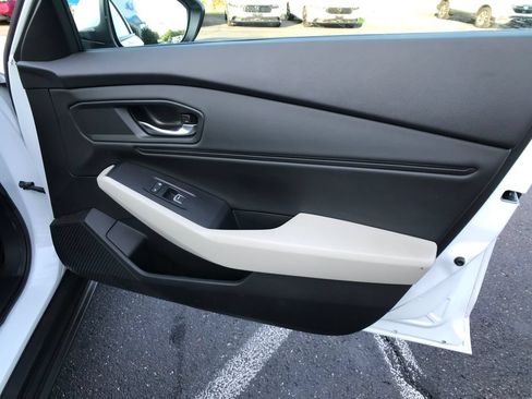 Used 2024 Honda Accord EX image 27