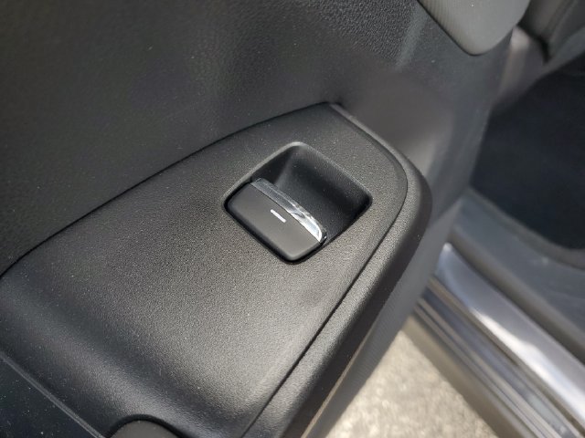 Certified 2025 Subaru Crosstrek 2.5i Limited w/ Crosstrek Mirror Package AWD/4WD image 15
