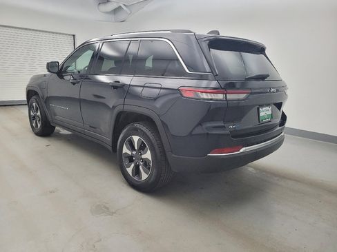 Used 2023 Jeep Grand Cherokee 4WD 4xe image 3