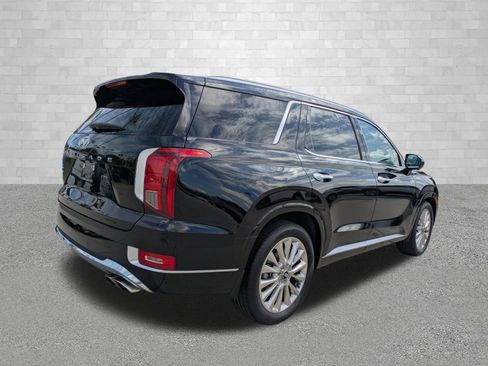 Used 2020 Hyundai Palisade Limited FWD image 2