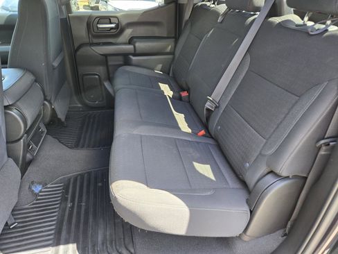 Used 2022 Chevrolet Silverado 1500 Custom w/ LPO, Dark Essentials Package AWD/4WD image 17