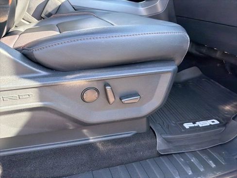 Used 2025 Ford F150 Lariat w/ Equipment Group 501A Mid image 39