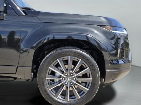 Certified 2026 Lexus GX 550 Luxury+ w/ Accessory Package (ZB) image 35