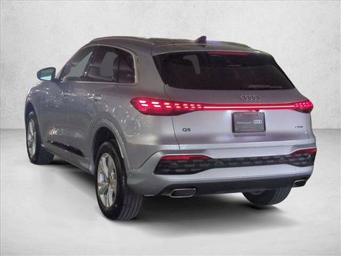 Certified 2025 Audi Q5 Premium w/ Convenience Package AWD/4WD image 9