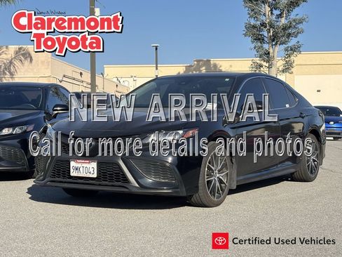 Certified 2024 Toyota Camry SE w/ Convenience Package image 1