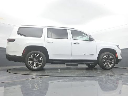Used 2023 Jeep Wagoneer Series III w/ Preferred Equipment Group AWD/4WD image 52