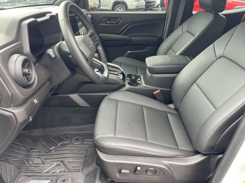 Certified 2025 Chevrolet Colorado Trail Boss image 16