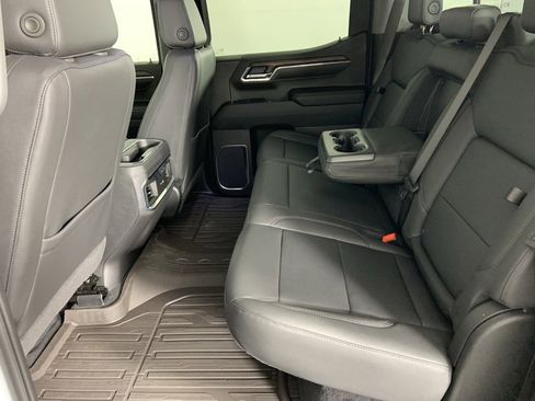 Used 2025 GMC Sierra 1500 SLT w/ SLT Premium Plus Package image 21