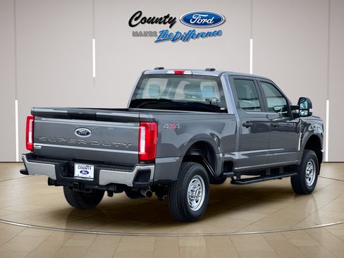 Used 2023 Ford F350 XL w/ Snow Plow Prep Package AWD/4WD image 7