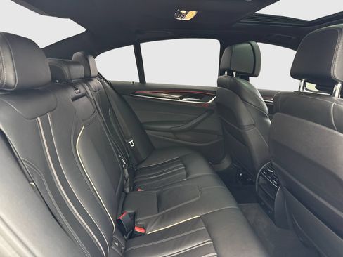 Used 2018 BMW 530i RWD image 44