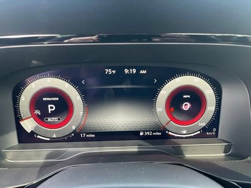 New 2026 Nissan Pathfinder Platinum w/ Lighting Package AWD/4WD image 32