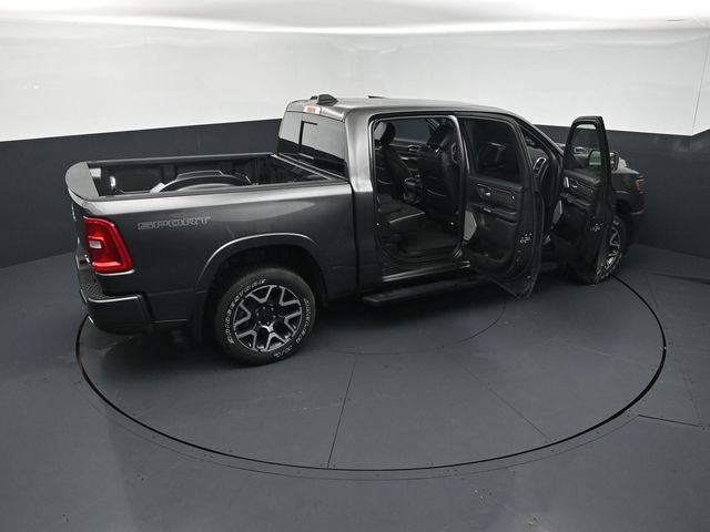 Used 2025 RAM 1500 Laramie AWD/4WD image 26