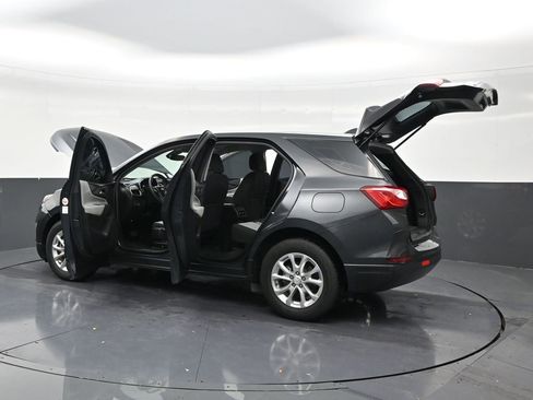 Used 2021 Chevrolet Equinox LS FWD image 31