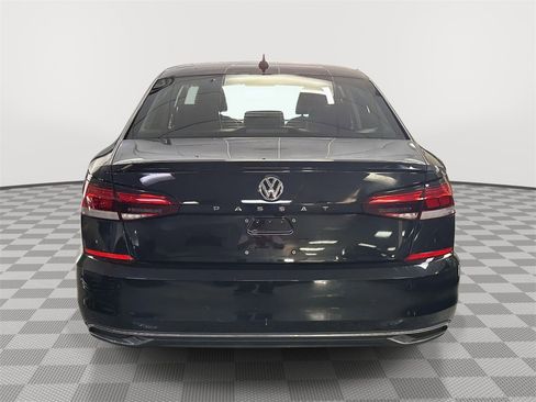Used 2021 Volkswagen Passat 2.0T S image 3