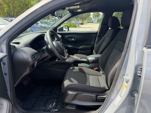 Certified 2024 Honda HR-V Sport image 11