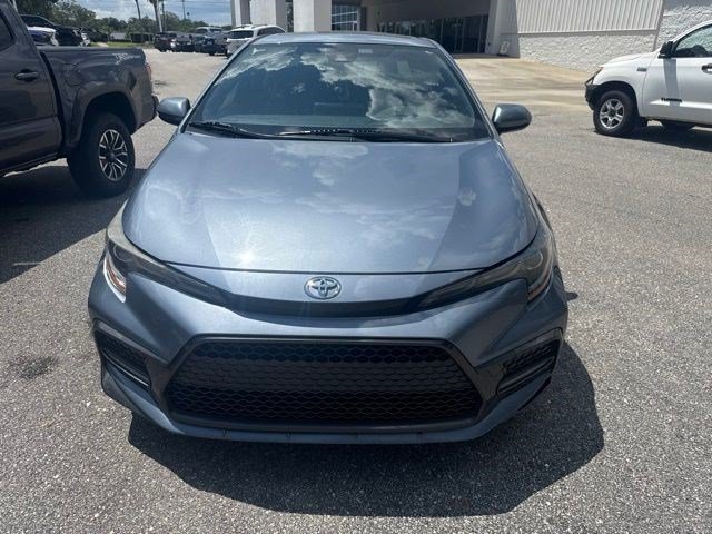 Used 2021 Toyota Corolla SE FWD image 2