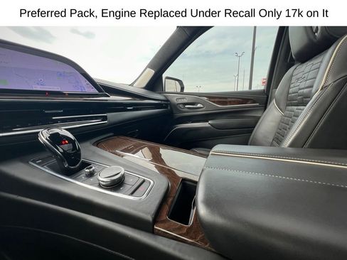 Used 2022 Cadillac Escalade ESV Sport Platinum w/ LPO, ONYX Package image 82