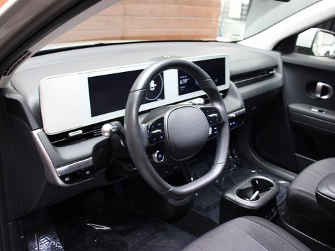 Used 2024 Hyundai Ioniq 5 SEL image 46