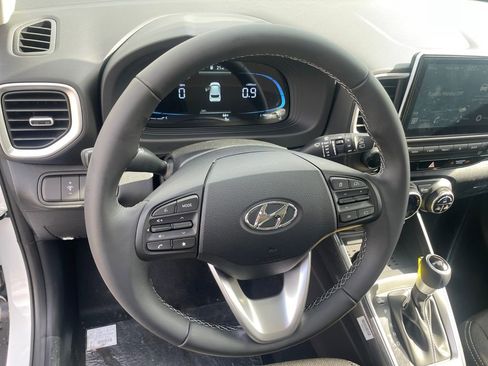 New 2026 Hyundai Venue SEL FWD image 12