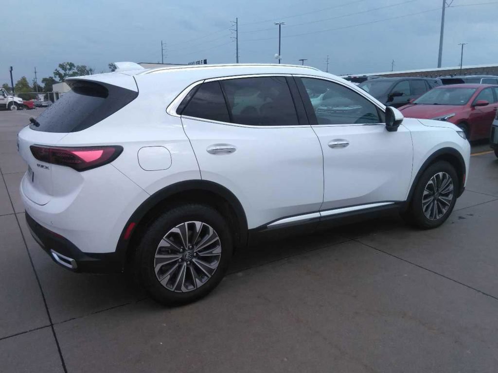Used 2024 Buick Envision Preferred AWD/4WD image 7