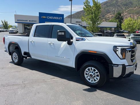 New 2025 GMC Sierra 2500 SLE w/ SLE Convenience Package image 1