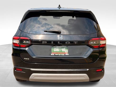 Used 2024 Honda Pilot EX-L image 6