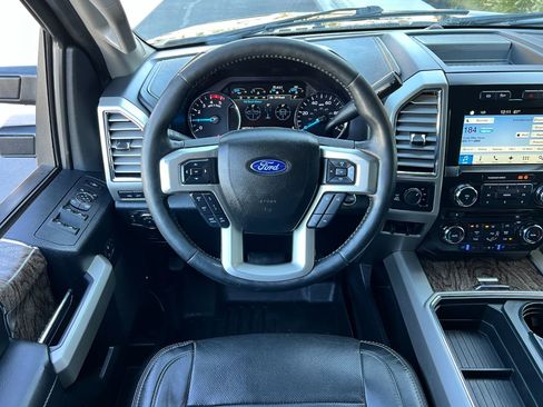 Used 2017 Ford F250 Lariat w/ Lariat Ultimate Package image 12
