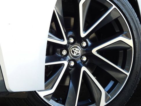 Used 2020 Toyota Corolla SE image 5