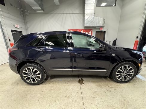 Used 2021 Cadillac XT5 Sportv image 8
