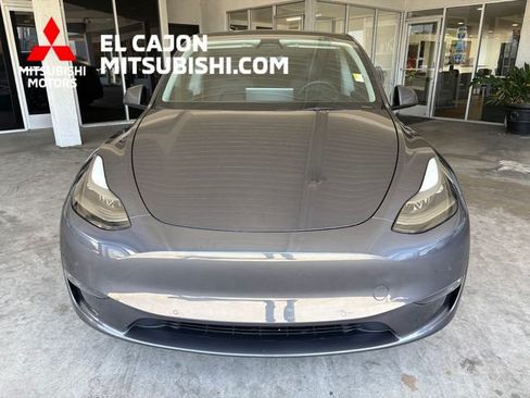 Used 2022 Tesla Model Y Performance AWD/4WD image 11