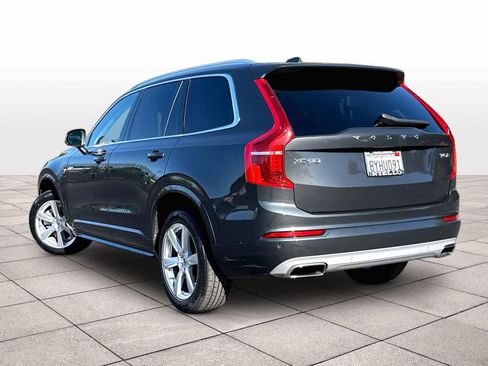 Used 2021 Volvo XC90 T5 Momentum w/ Climate Package AWD/4WD image 15